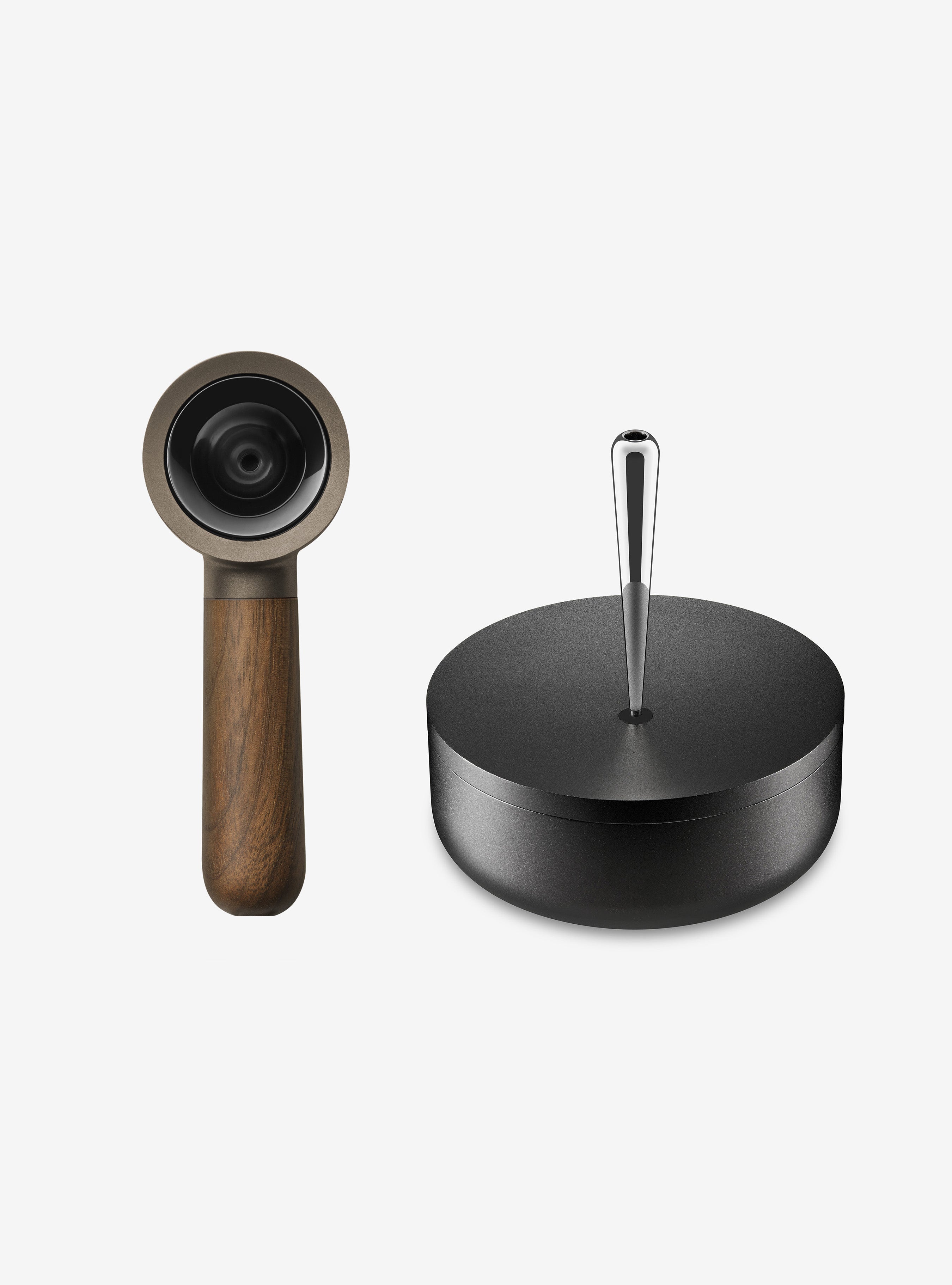 Handpipe & Covered Ashtray
